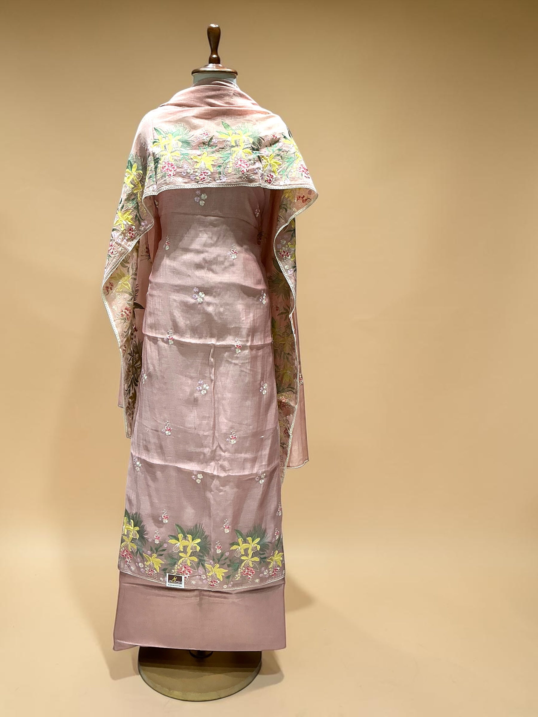 MAHEEN MUL-MUL SUIT WITH THREAD EMBROIDERY