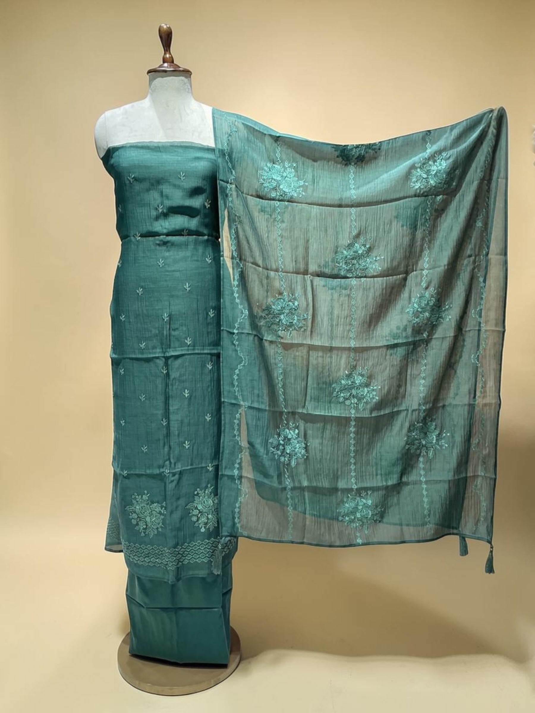 MUL CHANDERI EMBROIDERED SUIT