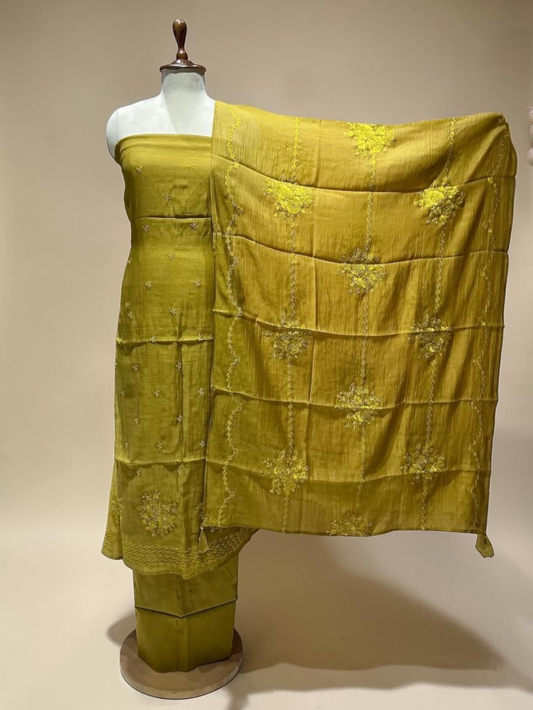 MUL CHANDERI EMBROIDERED SUIT