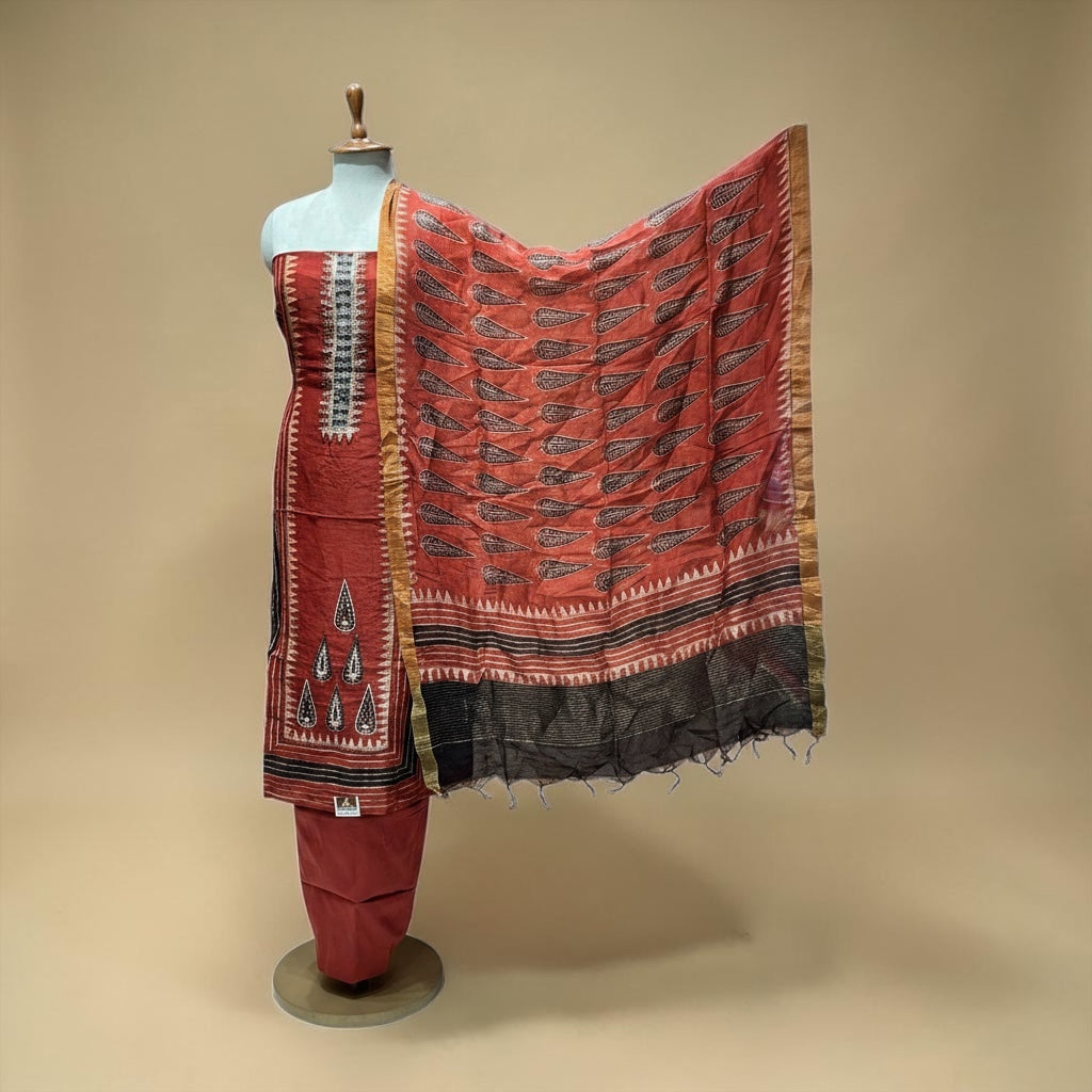LINEN SILK SUIT WITH AJRAKH PRINT AND EMBROIDERY