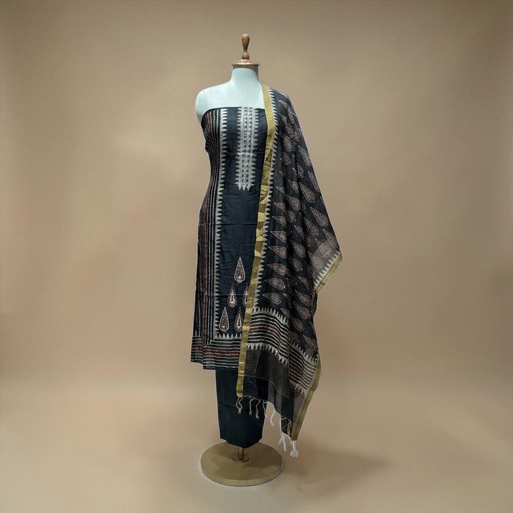 LINEN SILK SUIT WITH AJRAKH PRINT AND EMBROIDERY