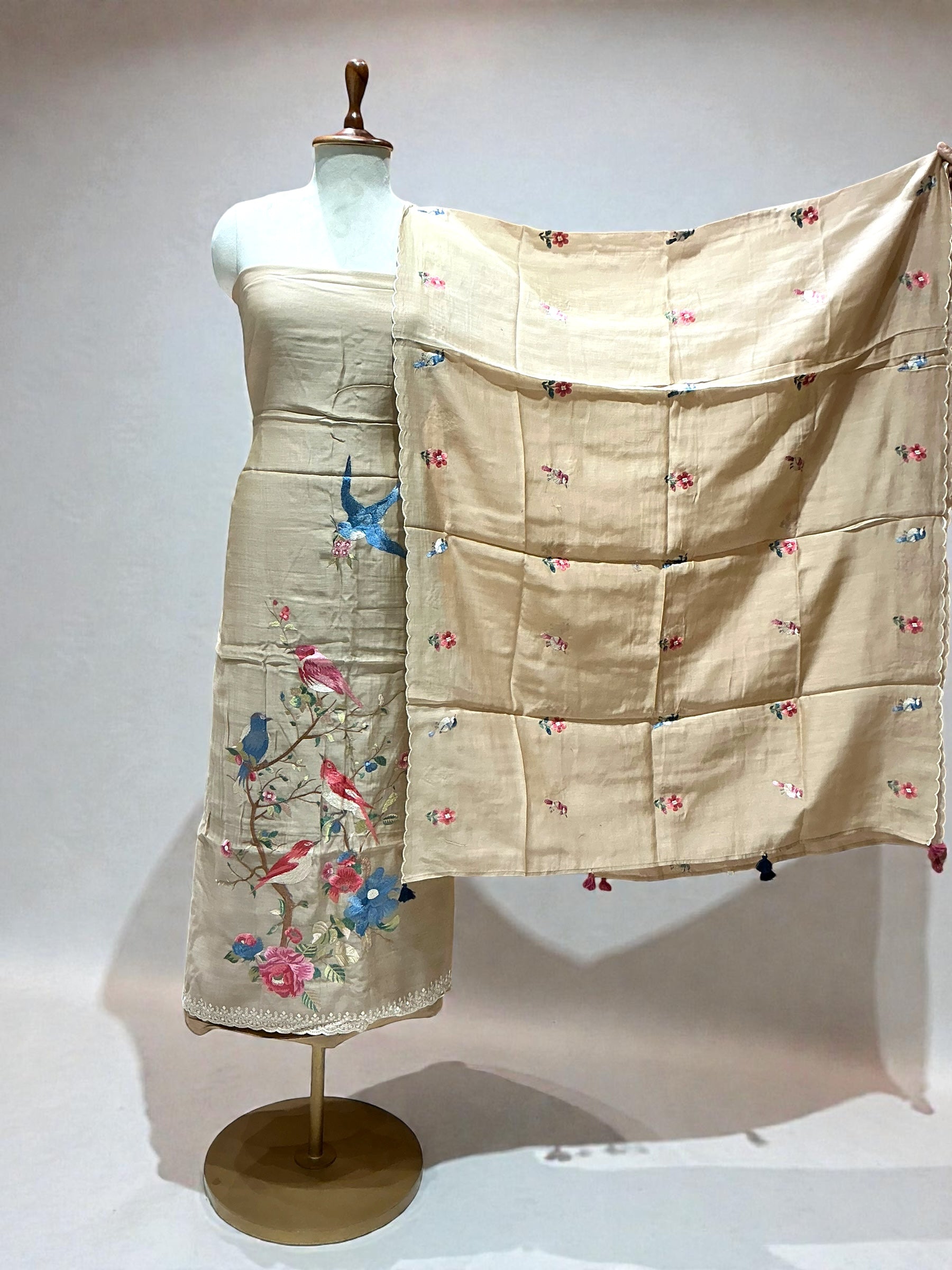 MAHEEN MUL MUL SUIT WITH BEAUTIFUL BIRD EMBROIDERY